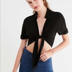 UO Tie Front Crop
